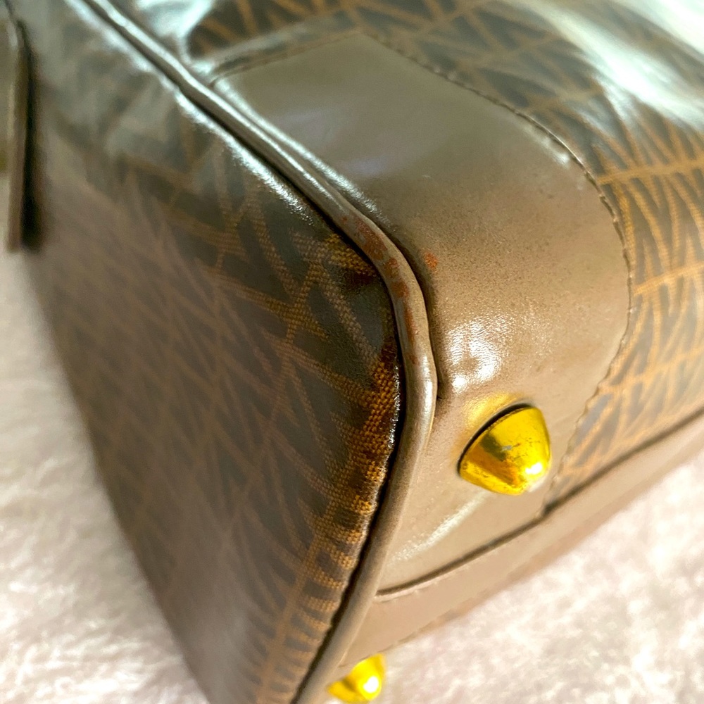 !!SOLD!! MARIO VALENTINO HANDBAG - Picture 12 of 15